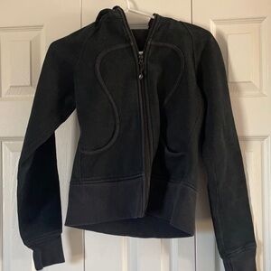 Lululemon Scuba Size 4 🥰🥰